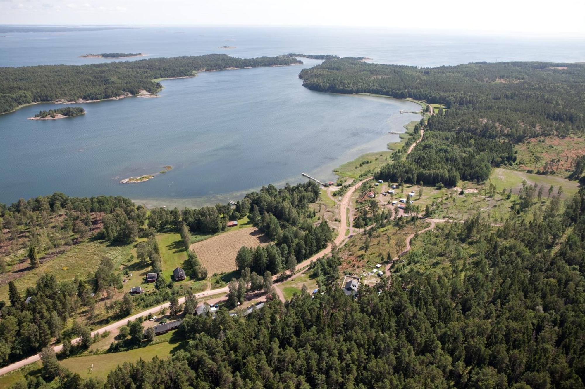 Soederhagen Camping Och Gaesthem Eckero Exterior foto